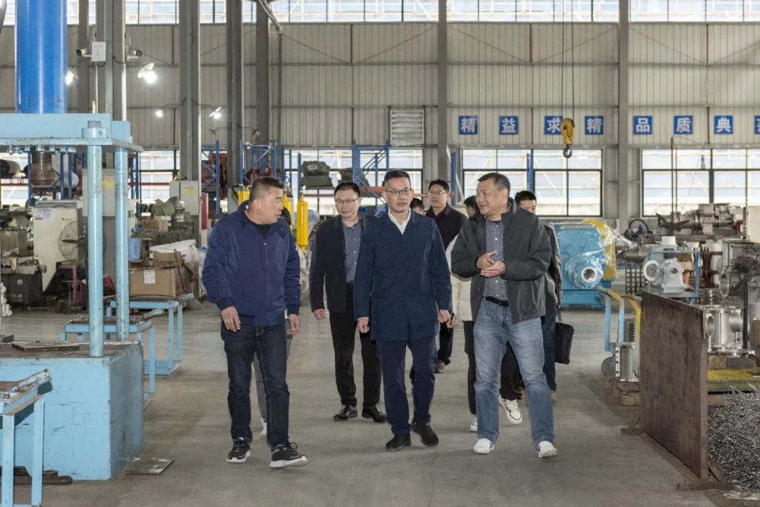 县委书记黄文捷调研陶瓷产业链上下游企业_视频新闻_德化县人民政府